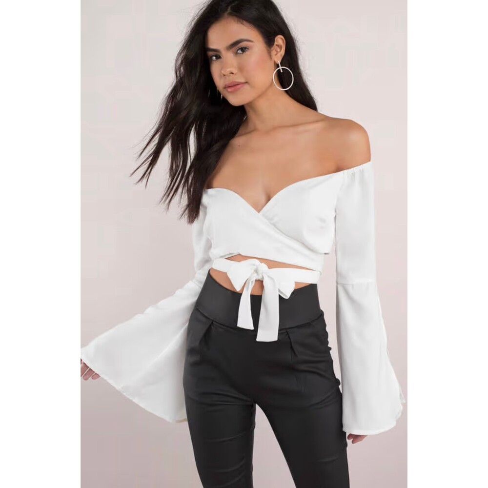 TOBI KNOCK IT CROP TOP - WHITE SIZE S